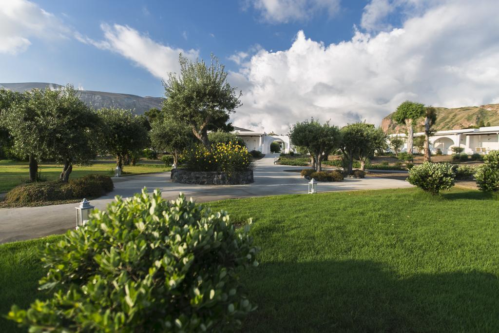 Mari Del Sud Resort Vulcano  Exterior foto