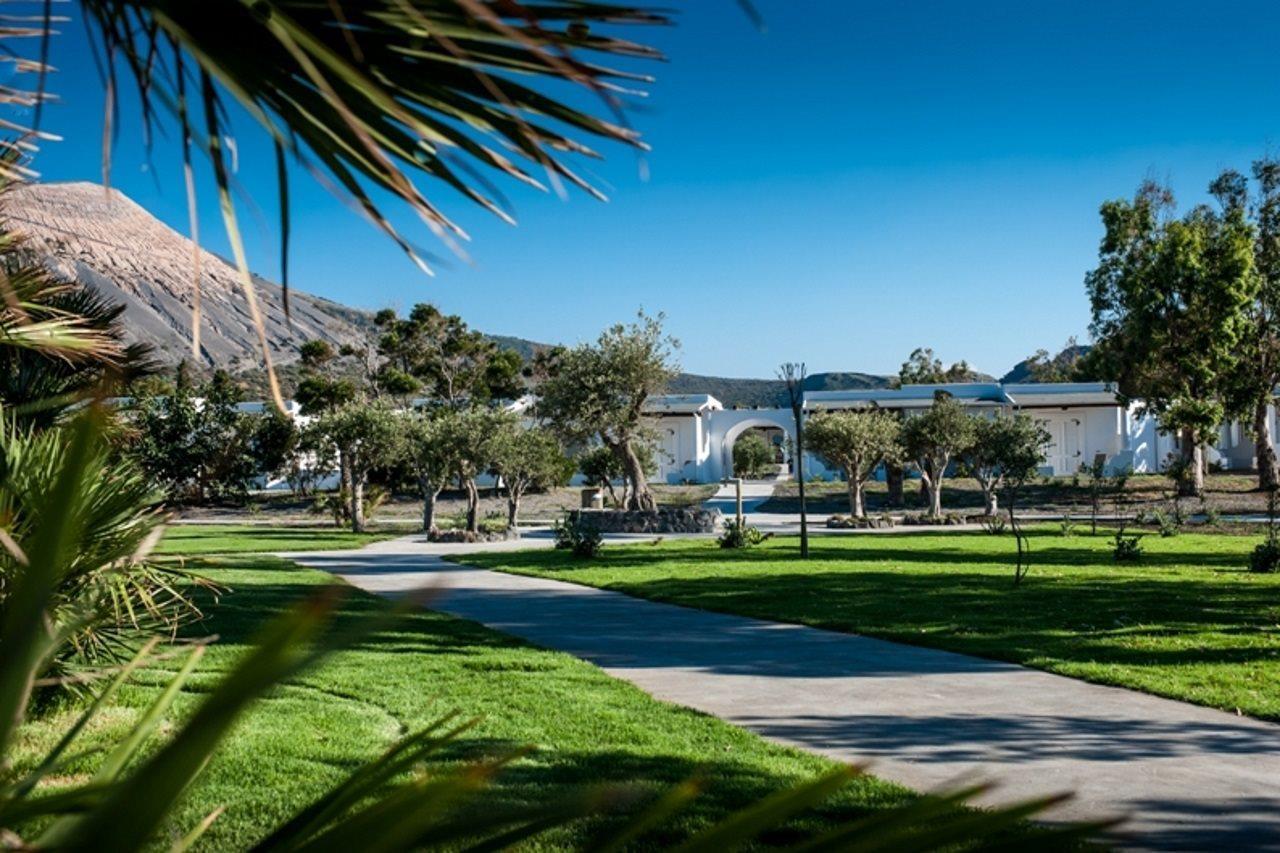 Mari Del Sud Resort Vulcano  Exterior foto